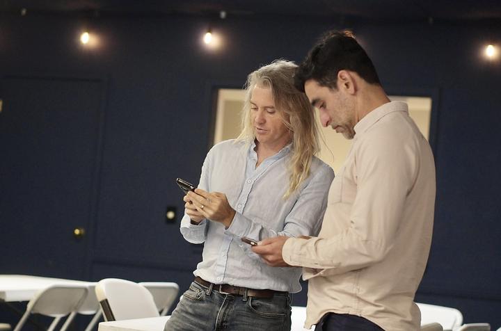 Comparing notes on a phone