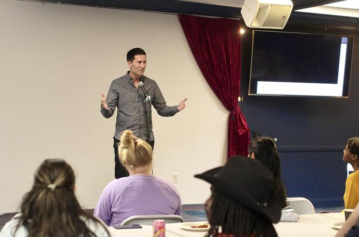 Josh closes dream sharing